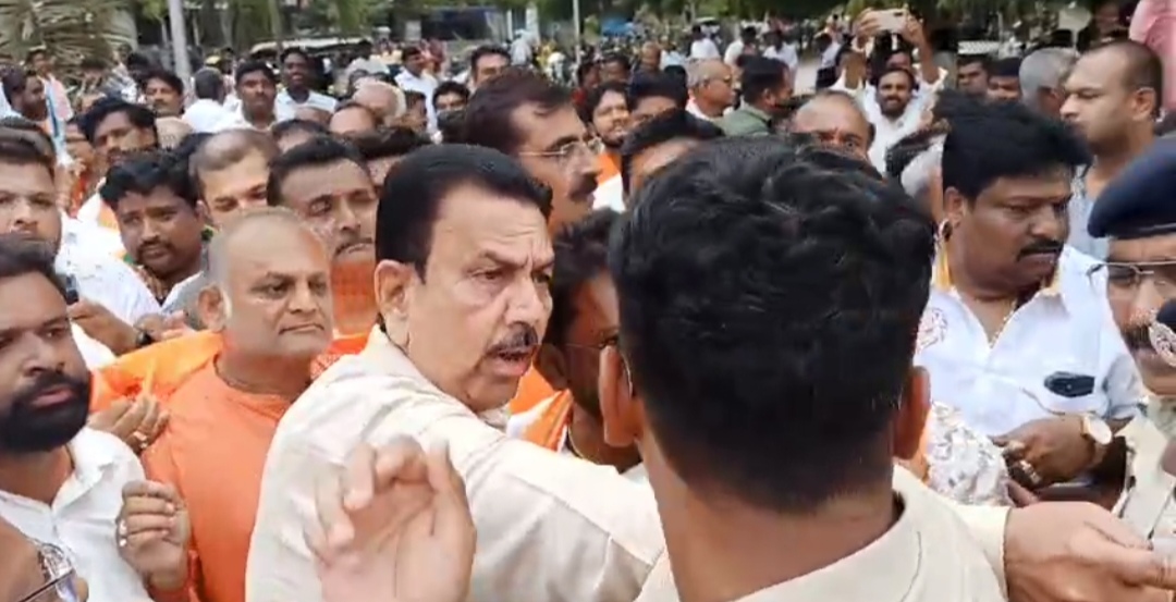 K’taka council polls: Clashes erupt between Congress and BJP workers in Bengaluru, Gadag