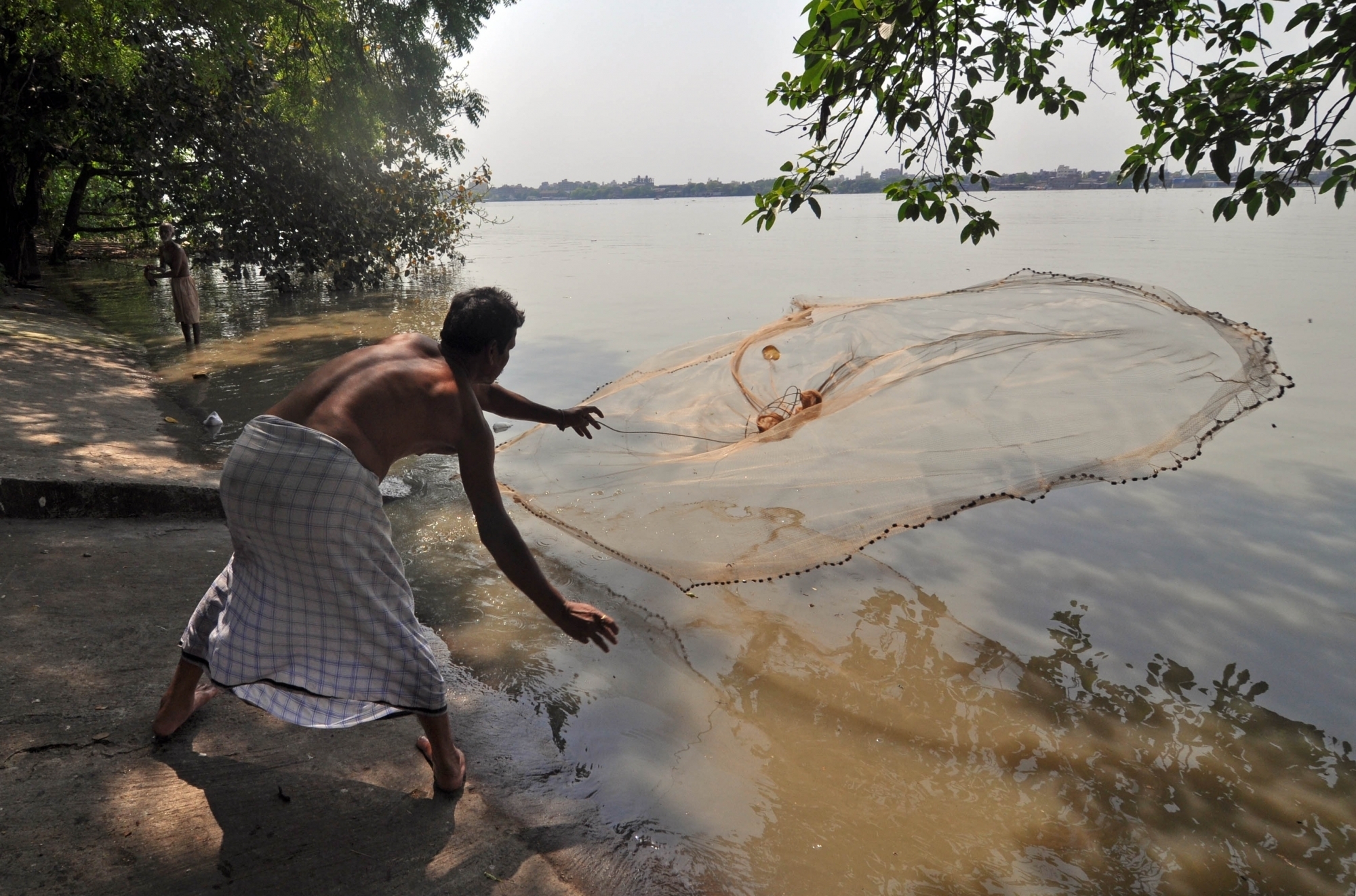 India goes for big push to small inland fisheries, production target set at 30 million tonnes (Lead)