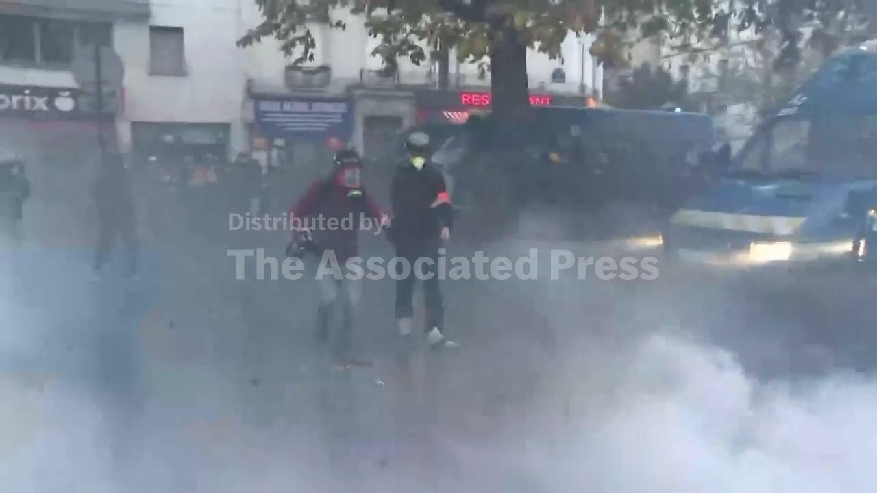 Clashes erupt in Paris as mass march draws to close (Video)