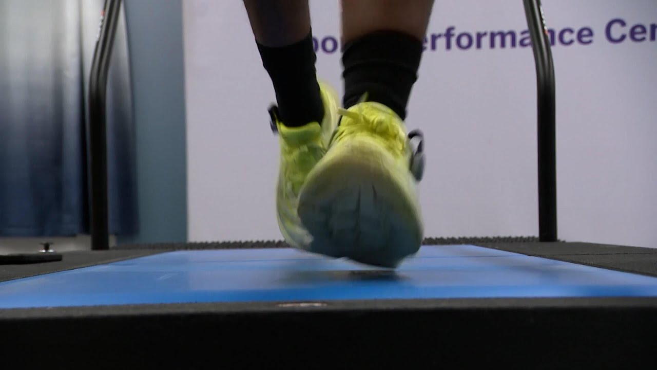 Company says these smart insoles could help avid runners avoid injury (Video)