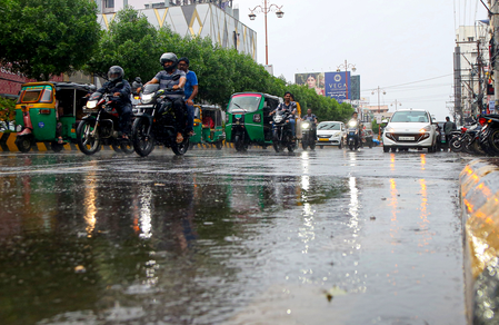 Cyclone Arnab likely to intensify today; heavy rain forecast in TN, Andhra