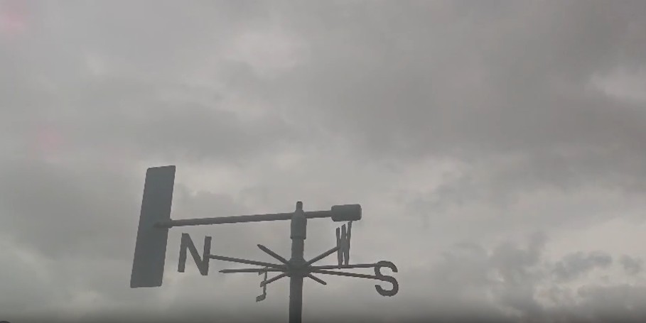 IMD issues red alert for Andhra as deep depression intensifies into cyclonic storm