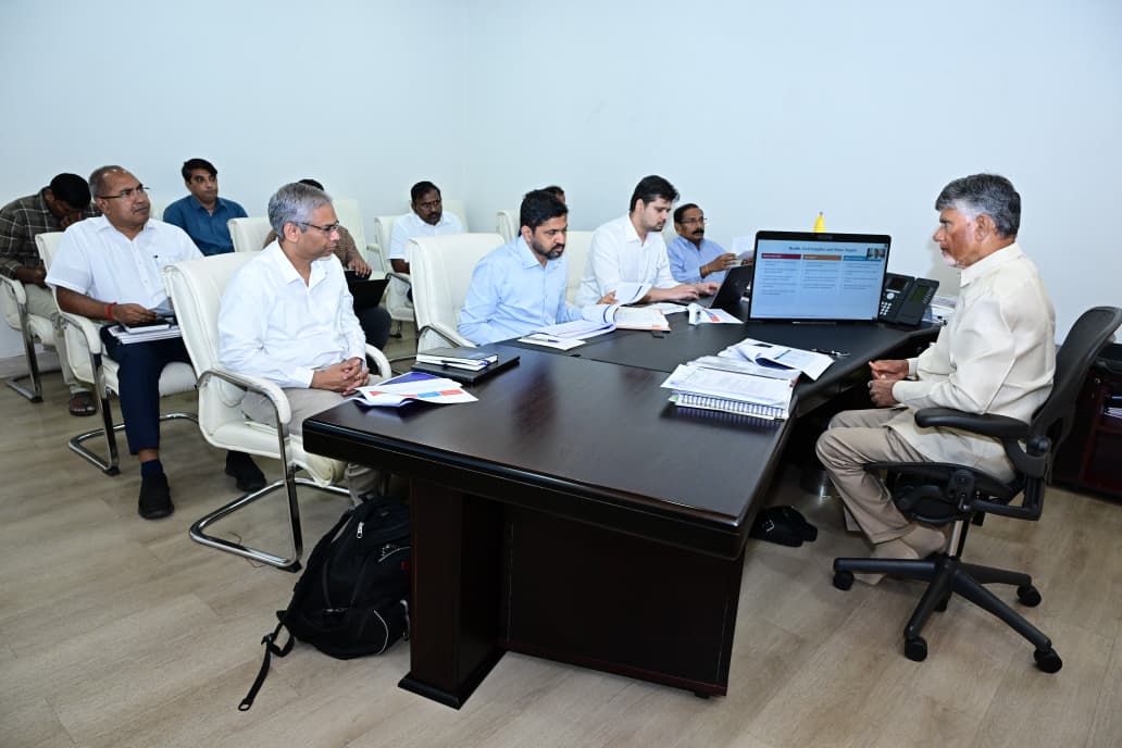 Andhra Pradesh CM asks coastal districts to prevent loss of life due to cyclone