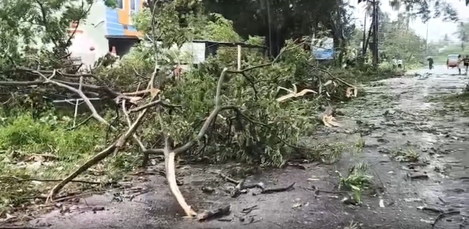 As Cyclone ‘Arnab' turns severe, South Central Railway cancels 11 trains