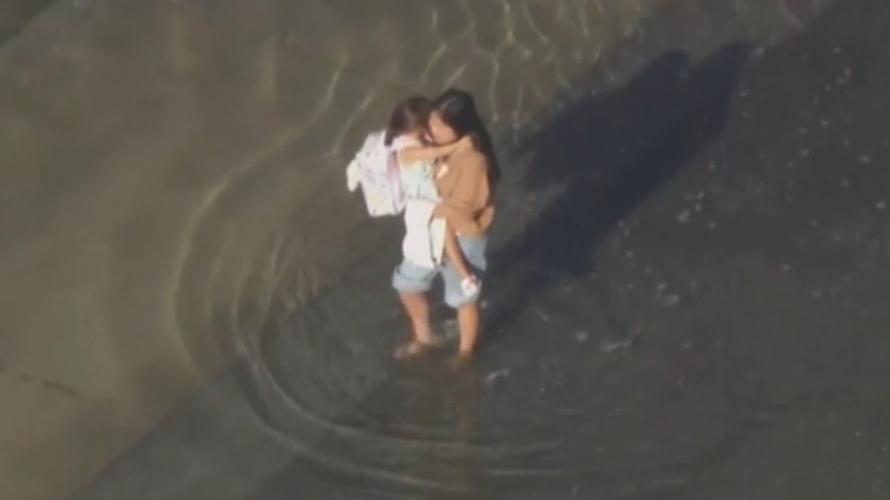 King tides cause flooding, damage to Southern California homes (Video)