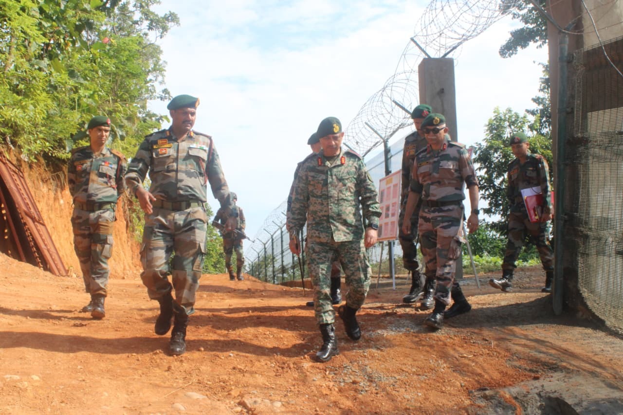 Assam Rifles DG reviews security, fencing work along India-Myanmar border in Manipur