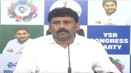 Chandrababu Naidu focuses on publicity as cyclone-hit people wait for help: YSRCP